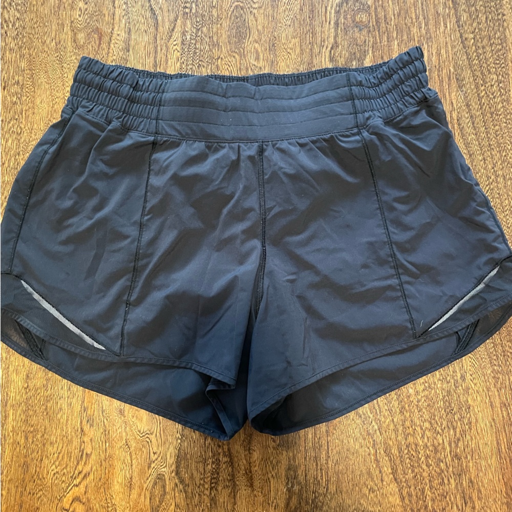 Lululemon hotty hot high rise 4”